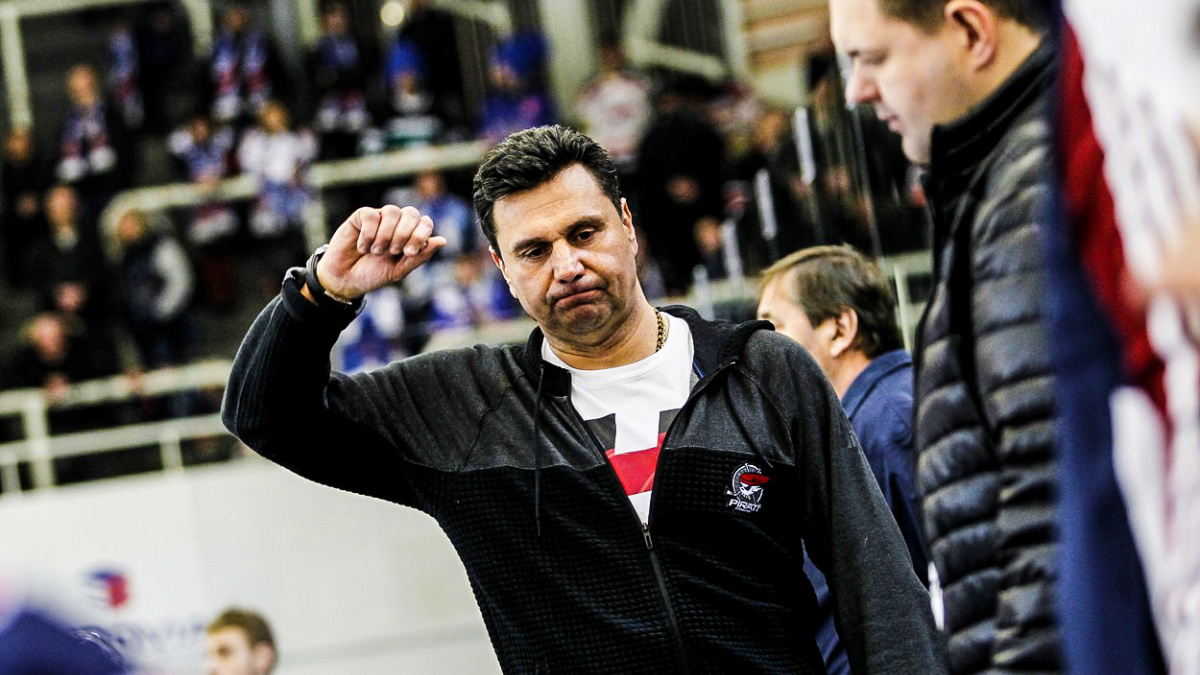 Růžičkova kauza skončí před soudem. Slavnému trenérovi hrozí až pět let