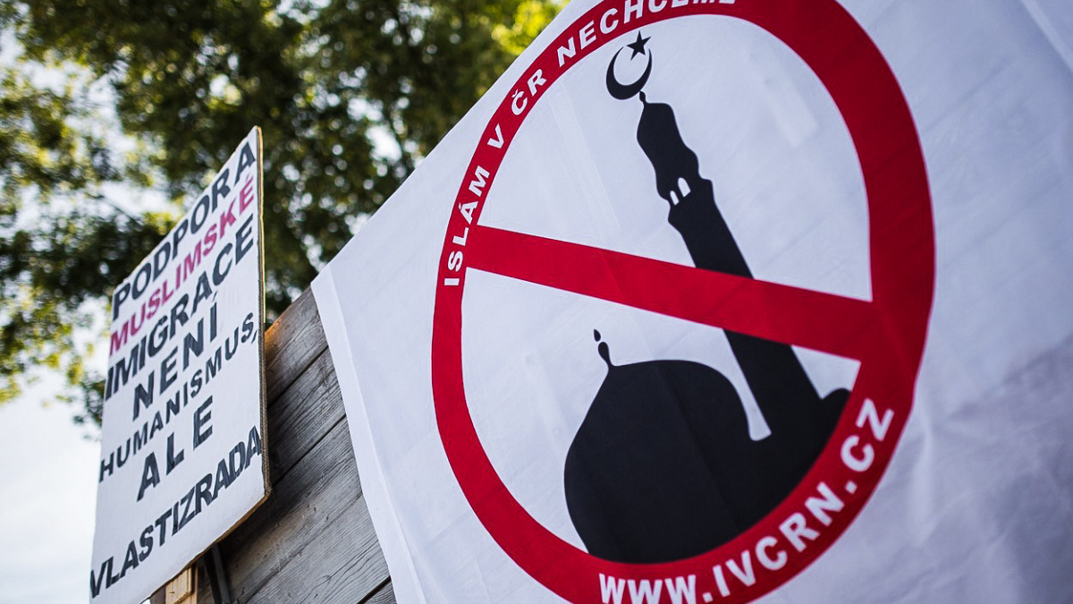 Blok proti islámu jde do politiky napřímo. Zakládá politické hnutí