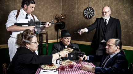 Když internet našeptává (falešné) stereotypy: Češi jsou ateisté a Lotyši nejí brambory