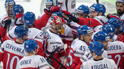 Aktualizováno: Strhující bitva o vedení ve skupině. Češi otočili duel se Švédy z 0:2 na 4:2!