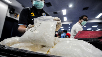 Na Novém Zélandu zatkli dva Čechy. Za pašování pervitinu jim hrozí doživotí