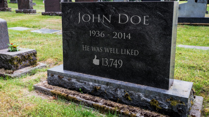 Facebook se mění v obří virtuální hřbitov. Do roku 2098 mrtví převáží nad živými