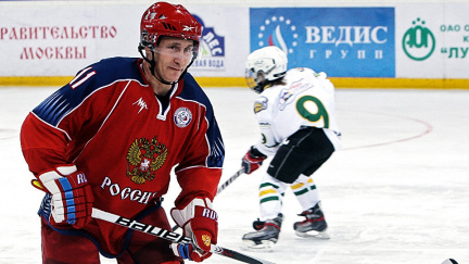 Putin hrál znovu hokej. Kolik gólů dal tentokrát?