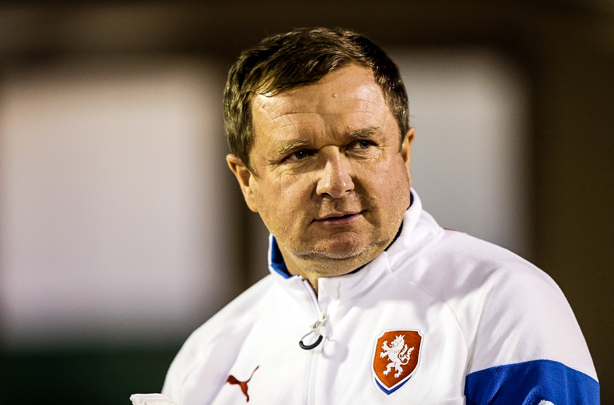 Vrba odtajnil širší nominaci na Euro. Nechybí v ní Čech, Rosický ani Limberský