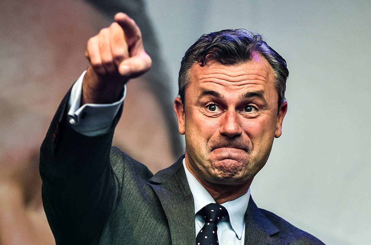 Kdopak by se Hofera bál. Jak pravicový radikál okouzlil Rakousko