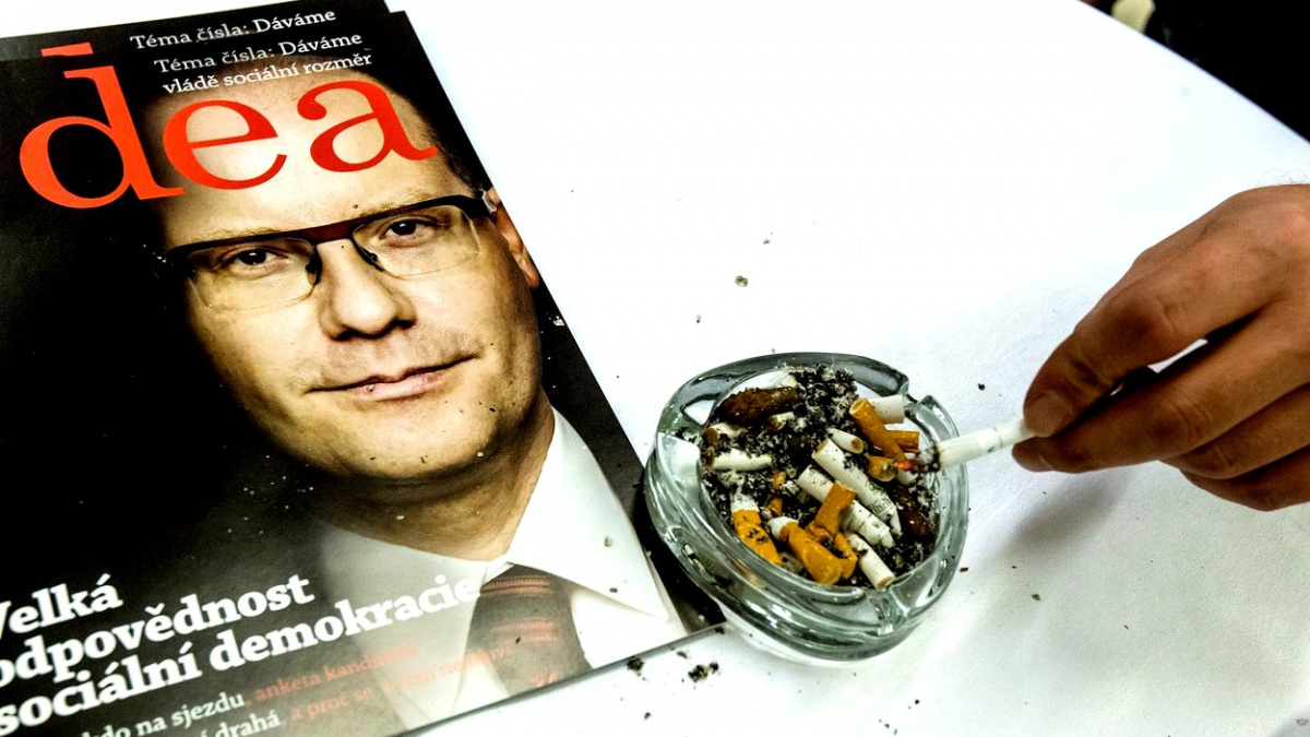 Kouření škodí zdraví, nebezpečnější je ale vlezlý stát