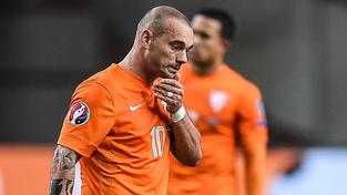 Zklamaný Wesley Sneijder po posledním zápase kvalifikace