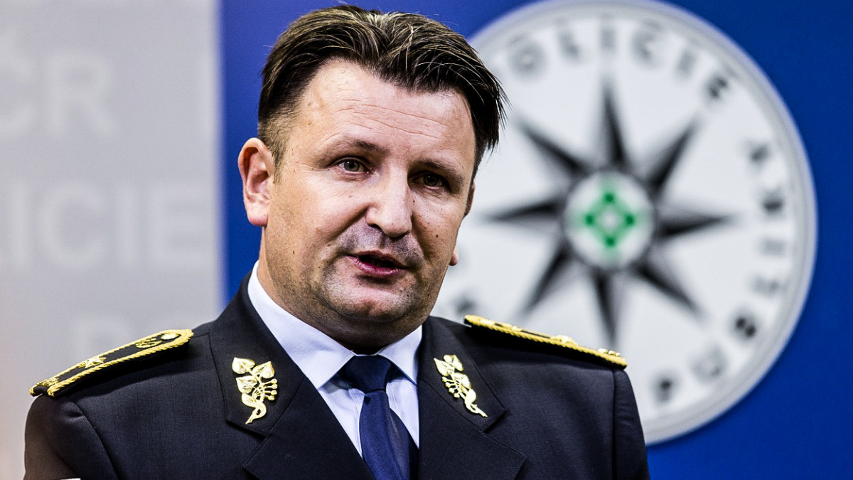 Plány na reorganizaci policie rozhádaly koalici. Šéf ÚOOZ Šlachta hrozí odchodem