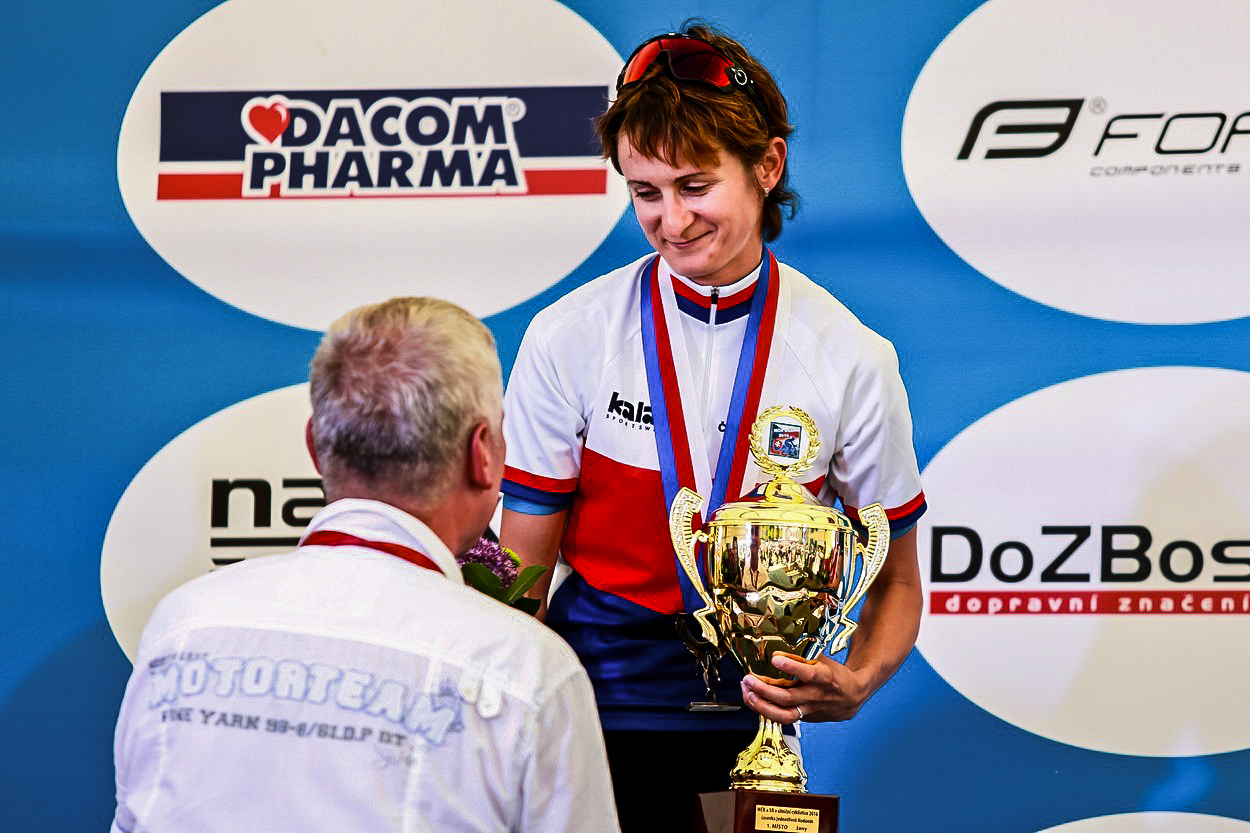 Sáblíková ukázala soupeřkám záda a s přehledem dojela pro další titul