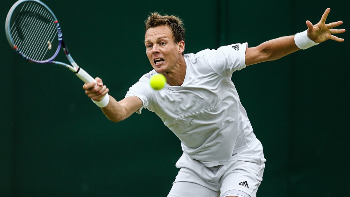 Berdych vyhrál české derby s Veselým a je ve čtvrtfinále Wimbledonu