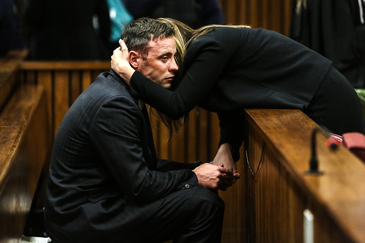 Aktualizováno: Pistorius půjde za vraždu přítelkyně do vězení na šest let