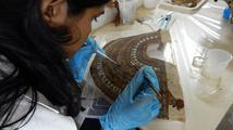 Restaurování mumie egyptské princezny Naishu