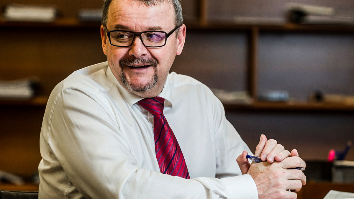 Cirkus na českých dálnicích a stát jako dobrovolný rukojmí v rukou rakouské firmy