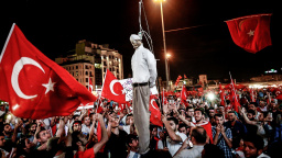 Z bývalého spojence noční můra: Kdo je muž, kterého nenávidí Erdogan?