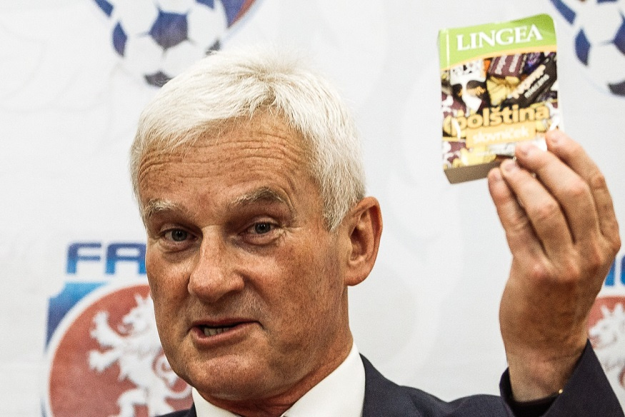 Polská očista českých arbitrů: Listkiewicz chce i videorozhodčí