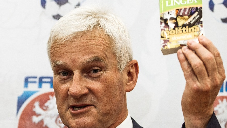 Polská očista českých arbitrů: Listkiewicz chce i videorozhodčí