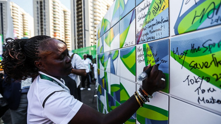 Olympiáda pro bohaté. 'Zeď hanby' shrnuje všechno, co je na hrách v Riu špatně