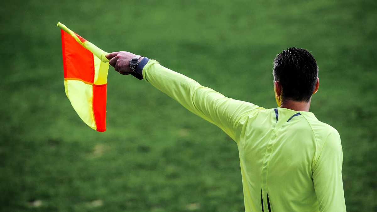 Pískali 'křivě' za pár tisícovek. Zkorumpovaní rozhodčí dostali podmínky