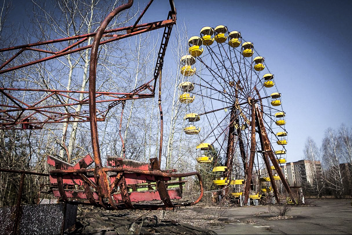 Припять сколько погибло. Чернобыль Припять экскурсия. Зона отчуждения Чернобыльской АЭС. Чернобыль зона отчуждения Припять. Припять 2022 экскурсии.