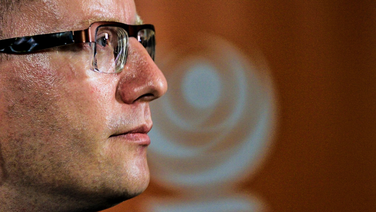 Sobotka má na krku oprátku v podobě krajských voleb. Babiš spokojeně vyčkává