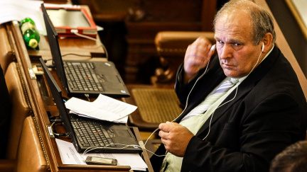 Komentář: Proč věříme nesmyslům? Nerozumíme médiím ani internetu