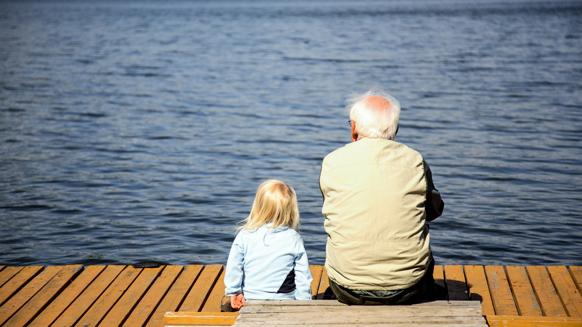 Daň za dlouhověkost a nízkou porodnost: V roce 2075 ve světě převáží senioři nad dětmi