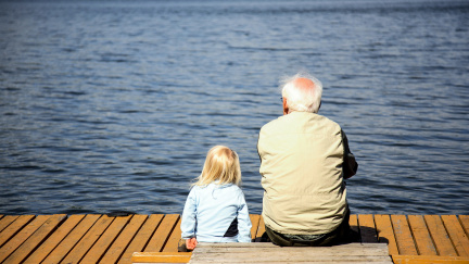 Daň za dlouhověkost a nízkou porodnost: V roce 2075 ve světě převáží senioři nad dětmi