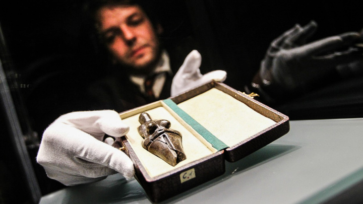 V doprovodu ozbrojenců: Vědci zkoumají Věstonickou venuši