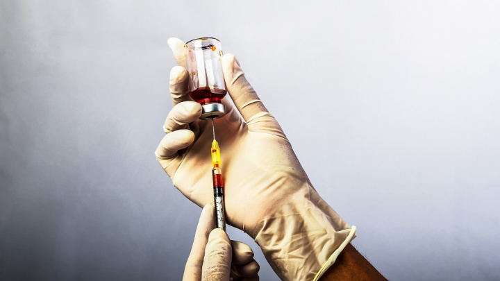 Proč trvá vývoj vakcín tak dlouho a epidemie ho neuspíší?