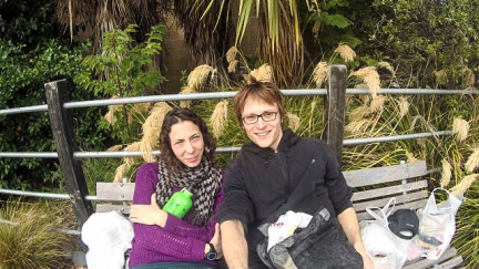 Tragický výlet Čechů na Zéland. Muž spadl ze srázu, žena čekala měsíc na záchranu