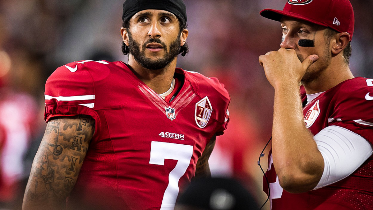 Pobouřil celé USA. Odmítl povstat během hymny