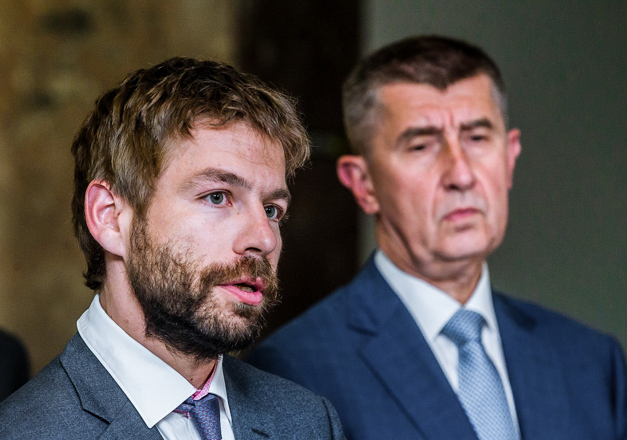 Pelikán s většími pravomocemi celníků souhlasí. Připraví novelu trestního zákona