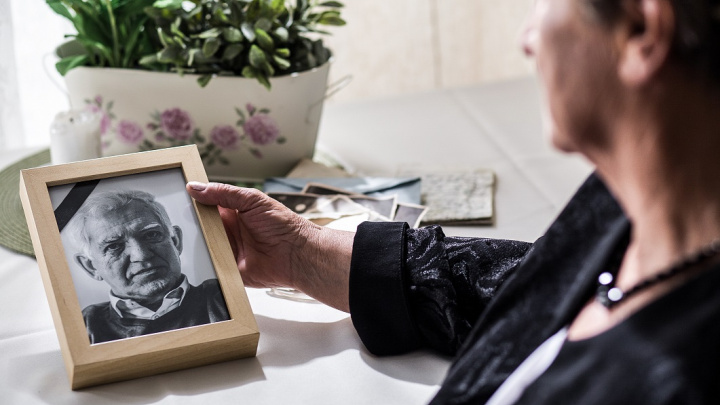 Co skutečně znamená, že umíráme na stáří?