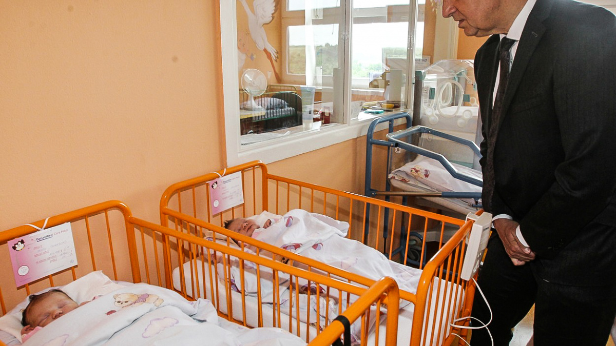 Babišovy miliardy míří na sever Evropy. Investiční fond Hartenberg plánuje expanzi reprodukčních klinik