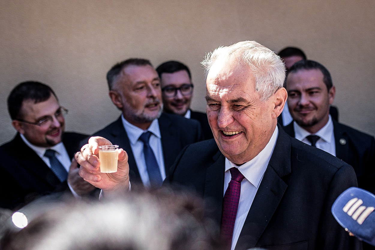 Zeman je demagog stejně jako Trump, tvrdí komisař OSN