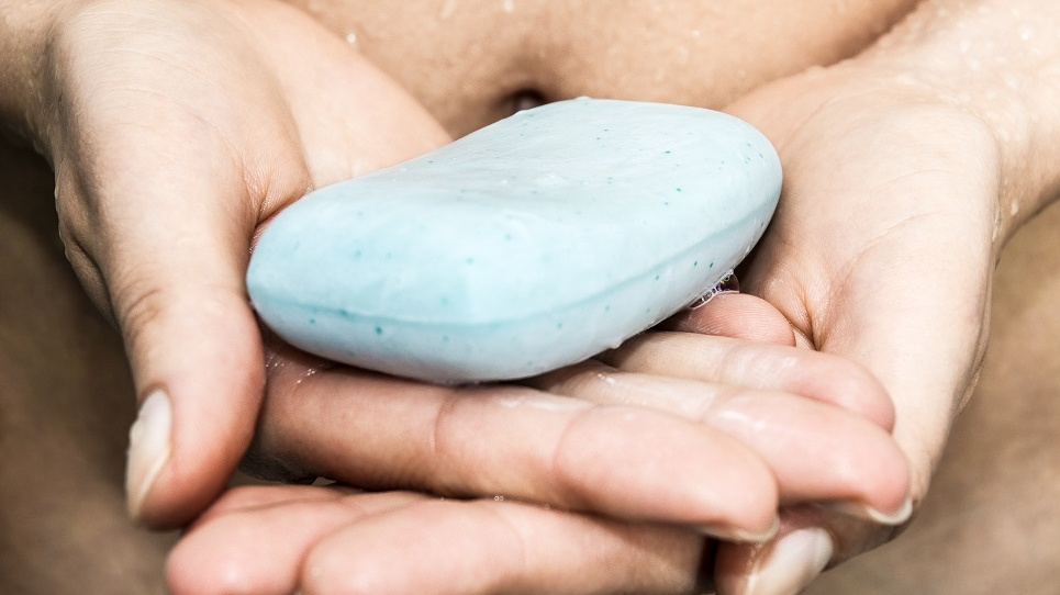 Používáte antibakteriální mýdlo? Zdraví víc škodí, než pomáhá, varují vědci