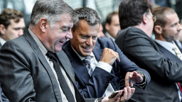 Aktualizováno: Trenér Anglie radil, jak podvádět. Obratem na lavičce skončil