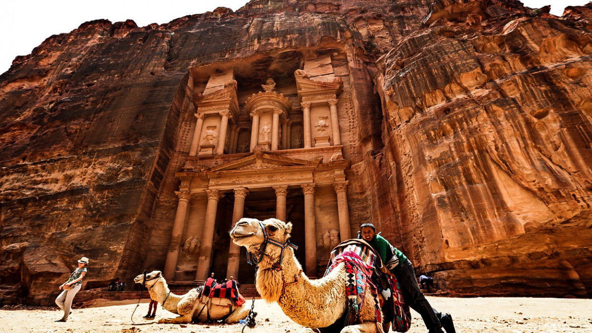 Bazén a sady uprostřed pouště: Jak vypadal život ve skalním městě Petra