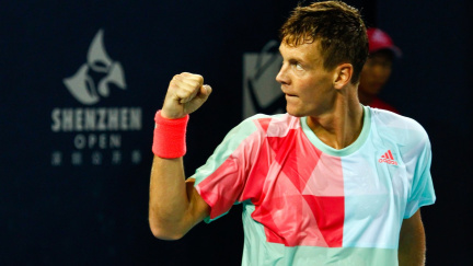 Berdych dovršil zlatý víkend českého tenisu. Ale po bitvě