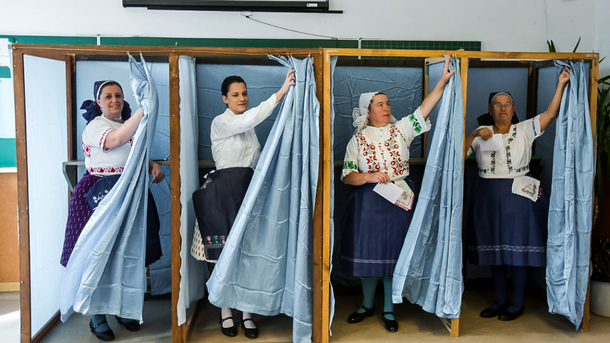 Maďaři kvóty odmítli. Referendum ale neplatí, přišlo málo voličů