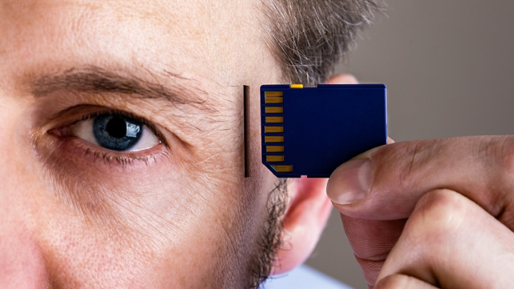 Ovlivnit něčí vzpomínky je jednoduché. Stačí k tomu obyčejný rozhovor