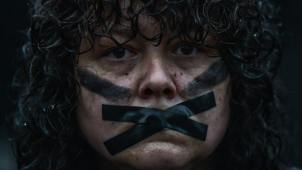 Protipotratový zákon neprošel. Hříšné Polky budou dál 'vraždit nevinné děti'