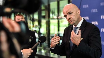 Nejpočetnější fotbalové MS v Evropě nebude. Pokud USA budou mít peníze