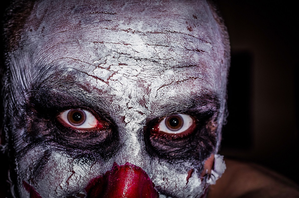 Mánie děsivých klaunů dorazila i do Evropy. Proč z nich jde takový strach?