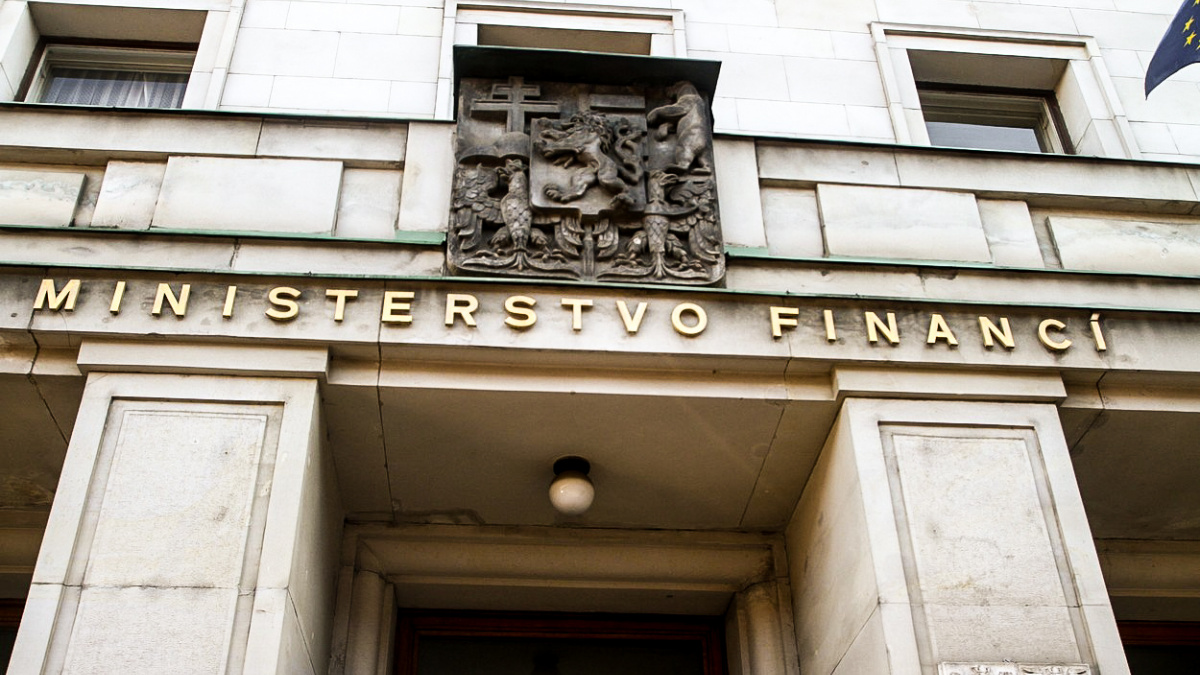 Poslanci neschválili finanční ústavu proti zadlužování