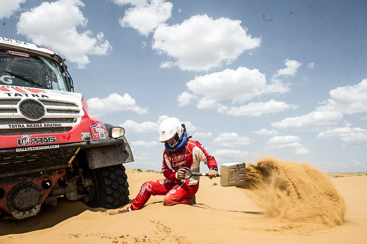 Loprais a Tatra zase patří k sobě. Český jezdec pojede Rallye Dakar v týmu Buggyra