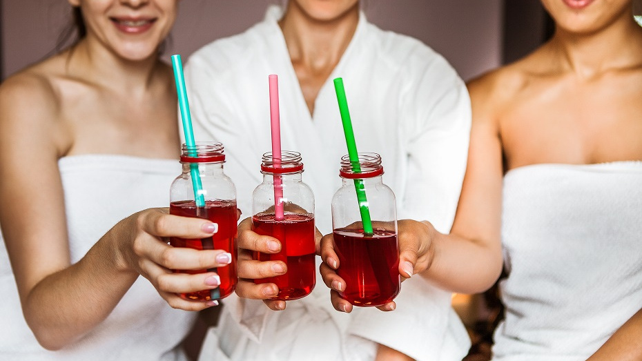 Blázníte s detoxikačními kůrami? Můžete si ublížit, varují vědci