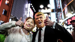 Americké volby, strašidelnější než Halloween