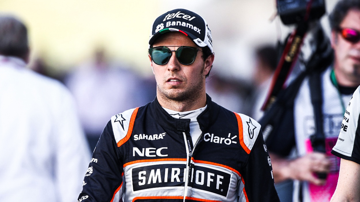 Jezdec F1 končí se slunečními brýlemi kvůli Trumpovi a rasistickému tweetu