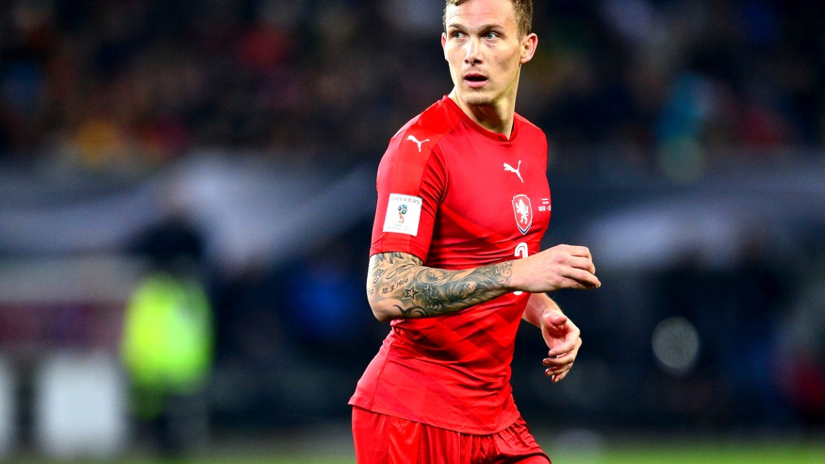 Nová hvězda reprezentace? Droppa na sobě maká, i když jeho klub krachuje